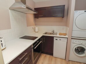 غسالة أطباق، مستلزمات طهي/أطباق/أوعية