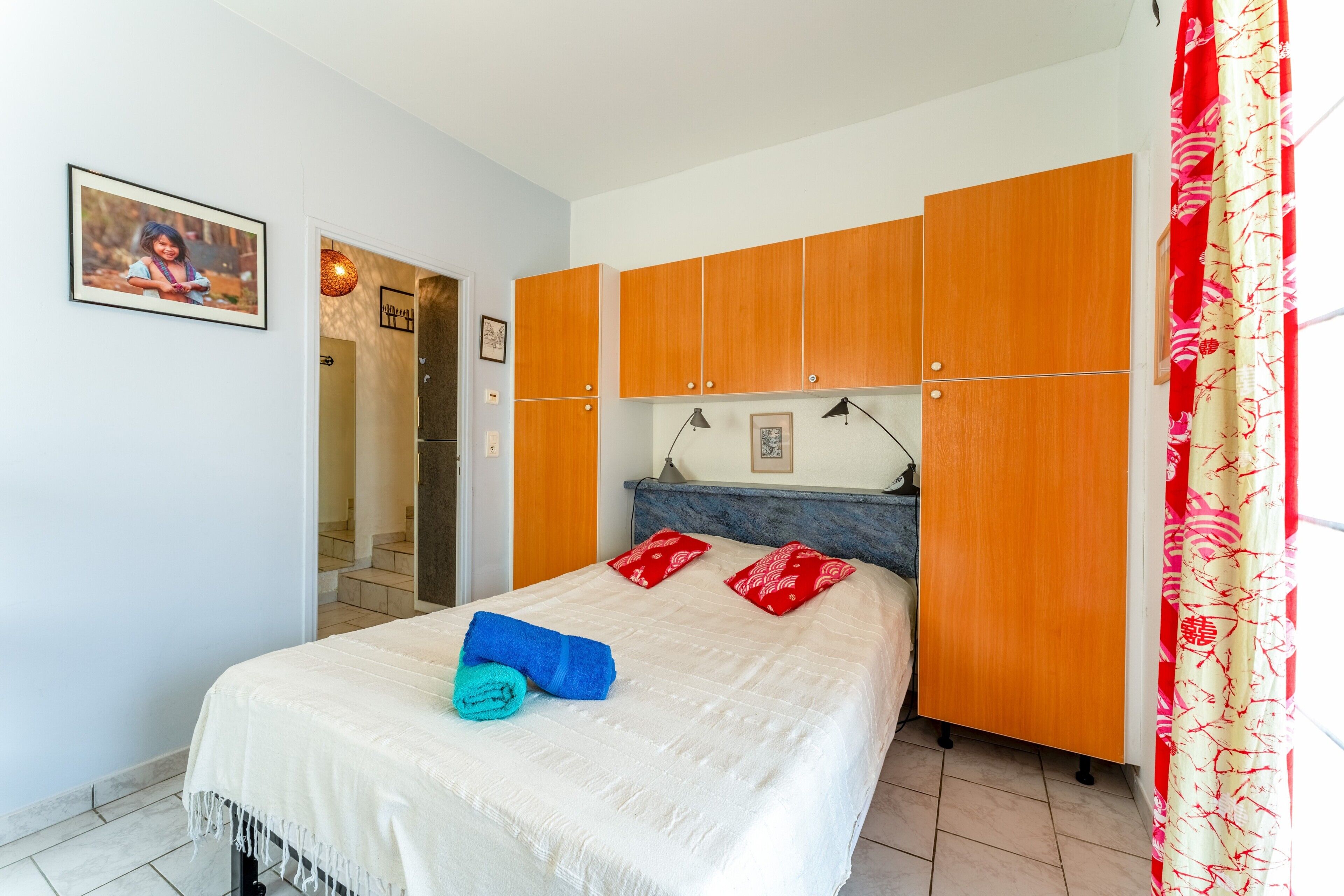 1 slaapkamer, een strijkplank/strijkijzer, wifi, beddengoed