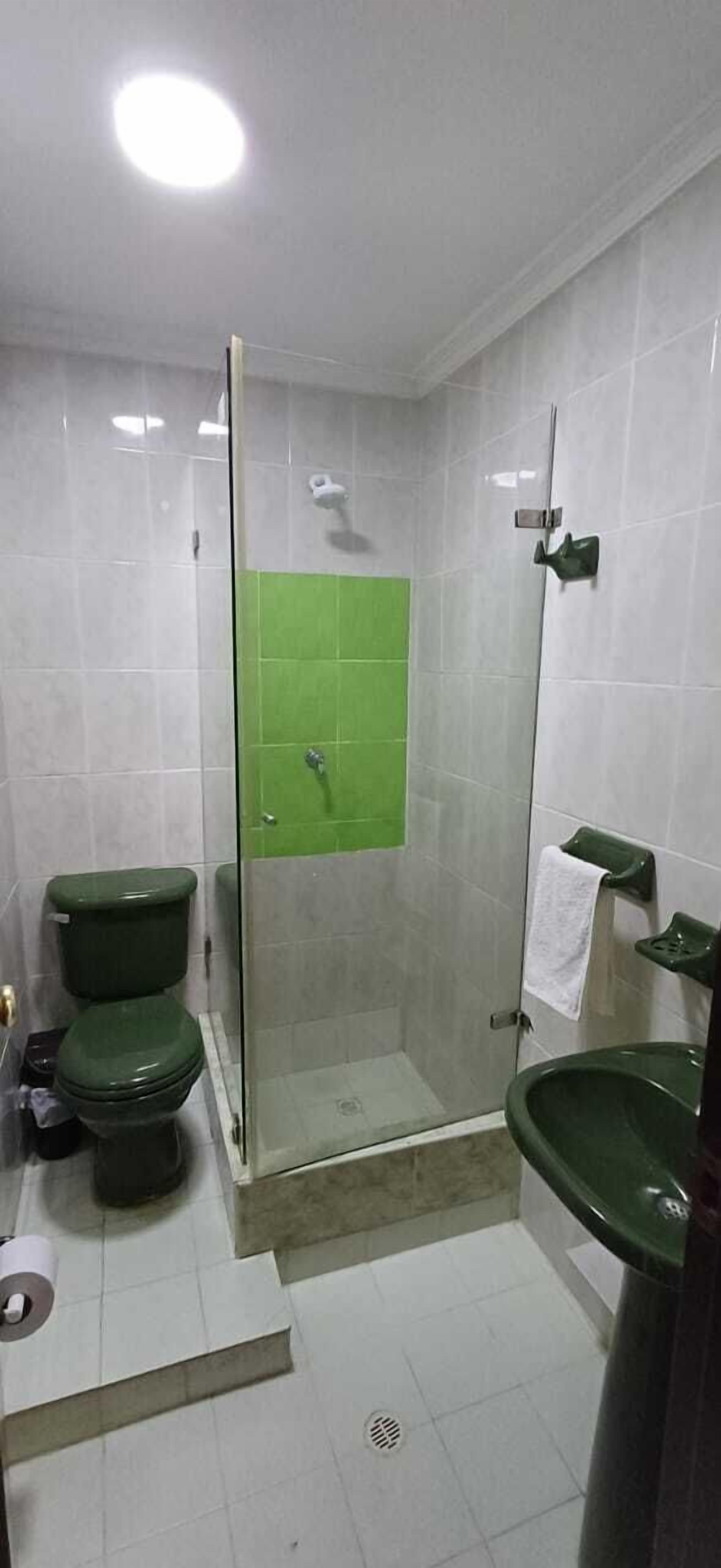 Family Apartment, Balcony, Sea View | Bathroom