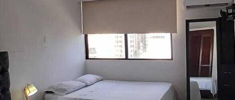 Tabla de planchar con plancha y wifi gratis