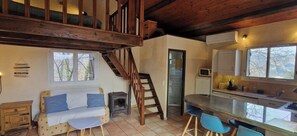 Fernseher, Kamin