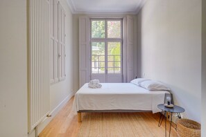 2 chambres, bureau, Wi-Fi, draps fournis
