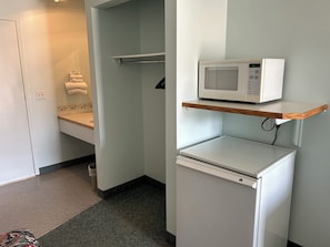 Desk, laptop workspace, free WiFi
