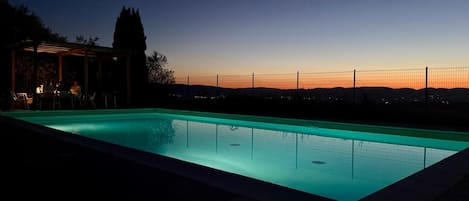 Utomhuspool
