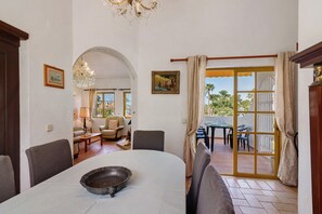 Dining - Holiday Home 'Sun Set' with Shared Pool, Private Terrace and Wi-Fi (Guia)