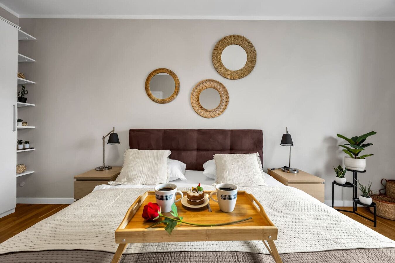 3 dormitorios, escritorio, tabla de planchar con plancha y wifi gratis