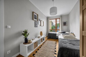 3 chambres, bureau, fer et planche à repasser, Wi-Fi gratuit