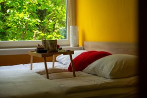 1 chambre, bureau, fer et planche à repasser, Wi-Fi gratuit