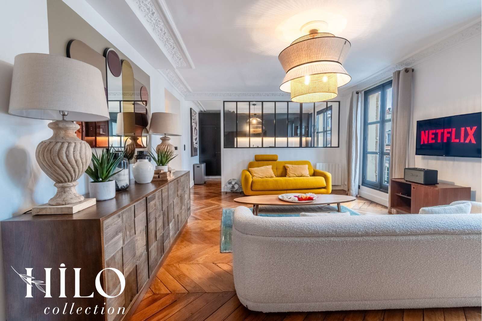 Televisie en een kantoor