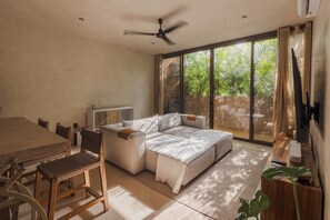 TV - Serene 2BR Apartment with Private Pool, Kokoon Pueblo II (Tulum)