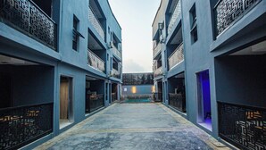 Mặt tiền nơi lưu trú