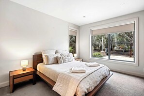 4 Schlafzimmer, Bügeleisen/Bügelbrett, WLAN, Bettwäsche