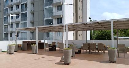 Comfortable and central apartment in Barranquilla 2-bedroom with AC.
