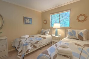 2 bedrooms, iron/ironing board, WiFi, bed sheets - Fiddler’s Cove Retreat | Top-Floor Beach Condo, Pool, Walk to Shore (Hilton Head Island)