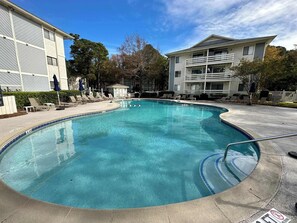 Pool - Fiddler’s Cove Retreat | Top-Floor Beach Condo, Pool, Walk to Shore (Hilton Head Island)