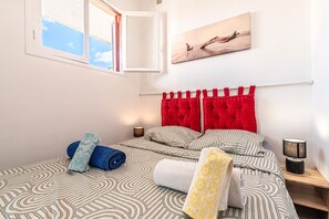 1 bedroom, iron/ironing board, free WiFi, bed sheets