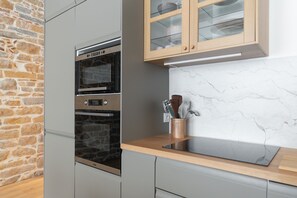 Fridge, microwave, oven, stovetop - Coeur de Lyon - Presqu'île Lyonnaise (Lyon)