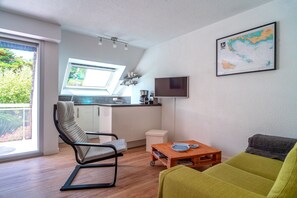 TV - Lisboa - 400 m de la plage (Saint-Philibert)