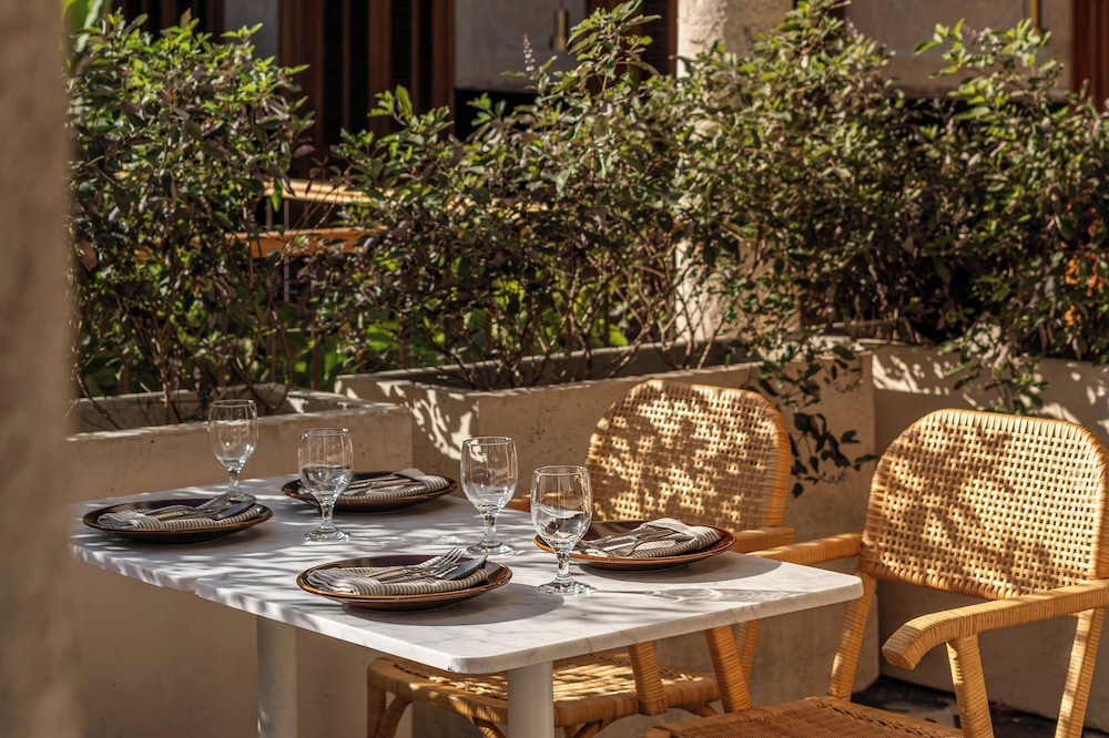 Hotel Sevilla by null