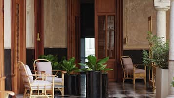 Wifi gratis y ropa de cama