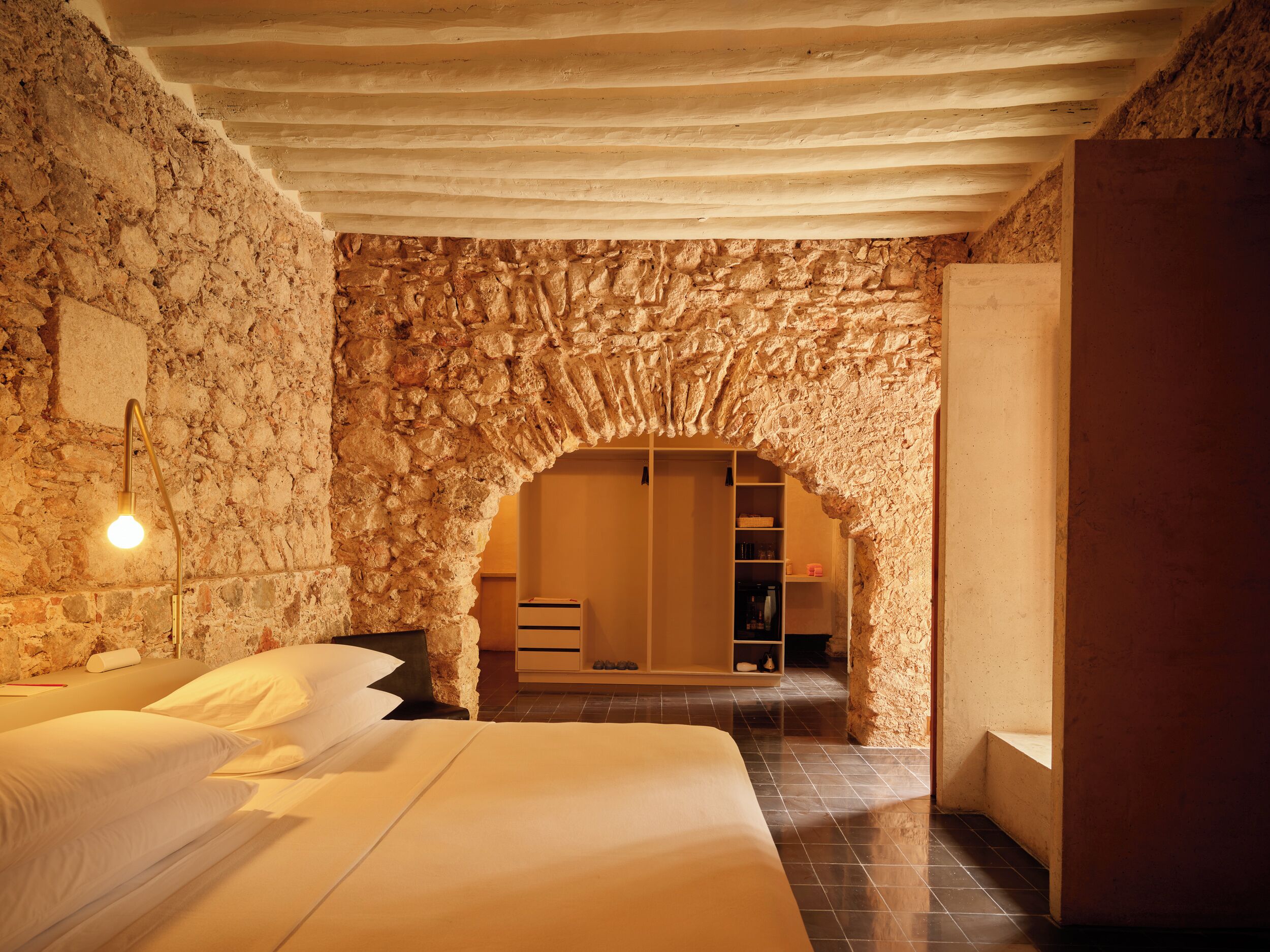 Suite (Pool Garden)