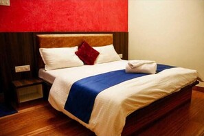 Classic Double Room, Valley View | Free WiFi