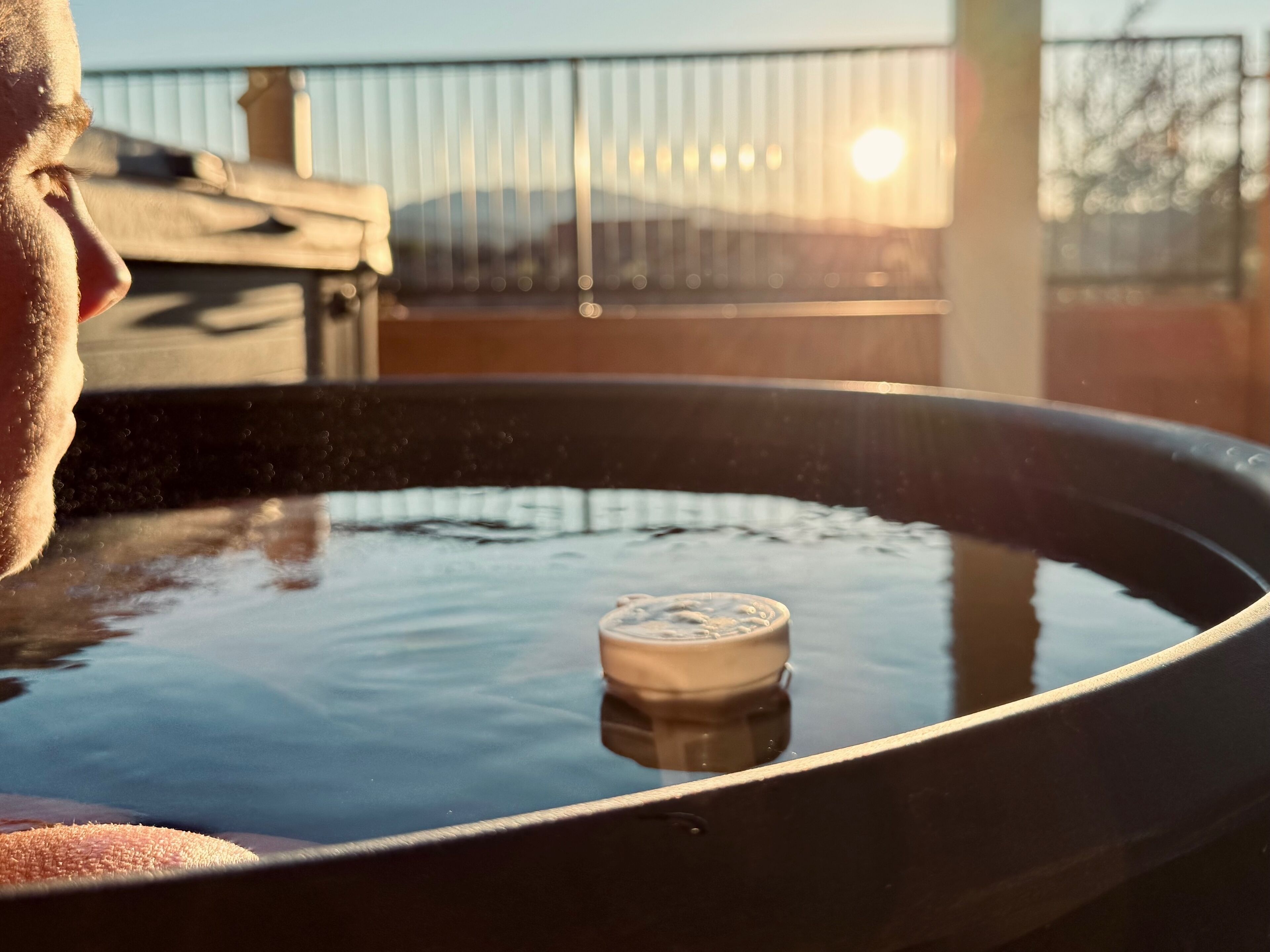 Tina de hidromasaje al aire libre