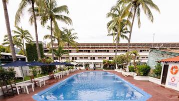 Outdoor pool, open 9:00 AM to 9:00 PM, pool umbrellas, sun loungers