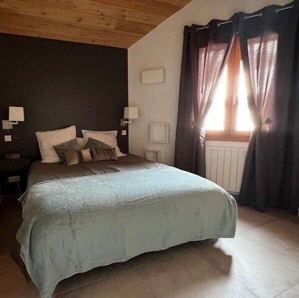 Room - 100m from ski slopes, 2nd floor, terrace, tv, ski locker, 110m², Montgenèvre (Montgenèvre)
