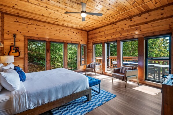 6 室のベッドルーム、アイロン / アイロン台、WiFi、ベッドシーツ