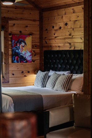 6 habitaciones, tabla de planchar con plancha, wifi y ropa de cama 
