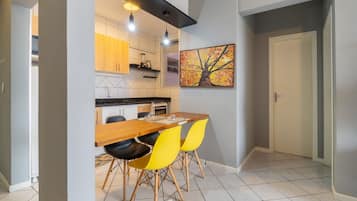 Apartamento básico | Opções para refeição