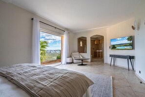 8 chambres, accès Internet, draps fournis