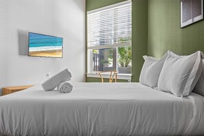 2 bedrooms, desk, iron/ironing board, travel cot