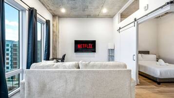 1 bedroom, desk, iron/ironing board, WiFi