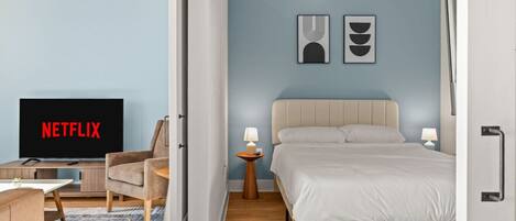 1 chambre, bureau, fer et planche à repasser, Wi-Fi