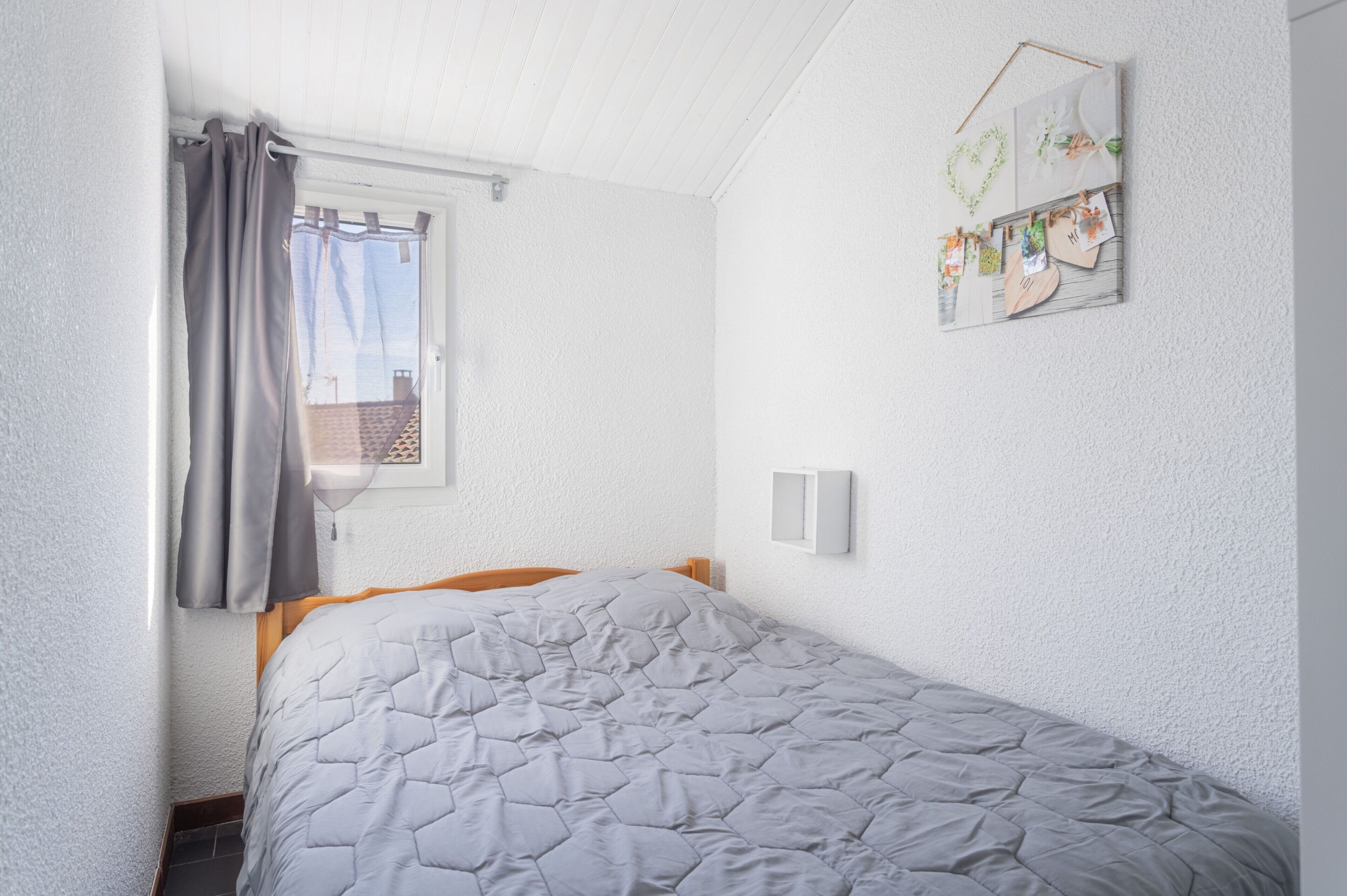 2 室のベッドルーム、アイロン / アイロン台、WiFi