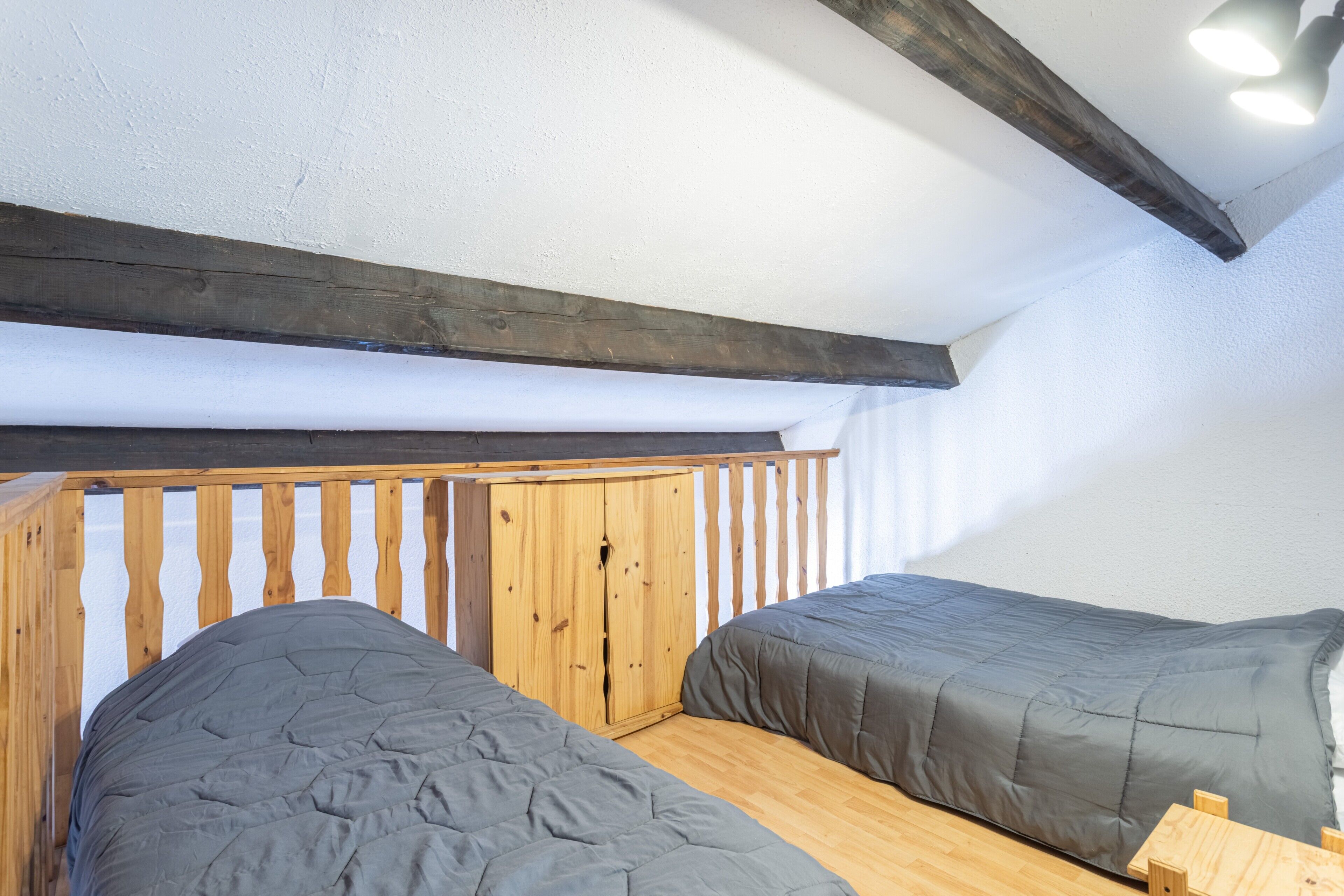 3 室のベッドルーム、アイロン / アイロン台、WiFi