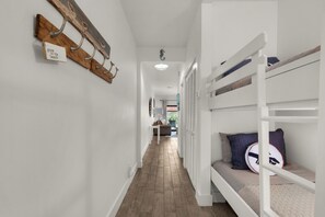 1 bedroom, iron/ironing board, free WiFi, bed sheets - 30A Escape - Cozy condo with PRIVATE beach! (Santa Rosa Beach)