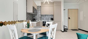 Modern Apartment | Parking and Balcony