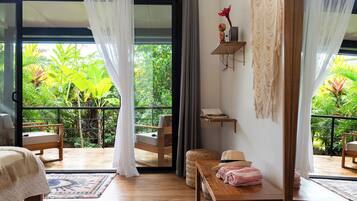 1 bedroom, in-room safe, bed sheets