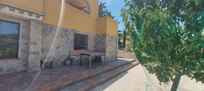 Outdoor dining - Apartment with Mountain Views (Vélez-Rubio)