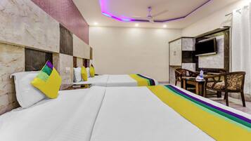 Espacio para trabajar con laptop y wifi gratis