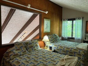 3 bedrooms, iron/ironing board, WiFi