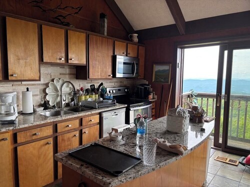 Serenity at Beech Mountain