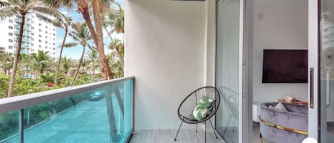 Design Apartment, Balcony, Garden View | Terrace/patio