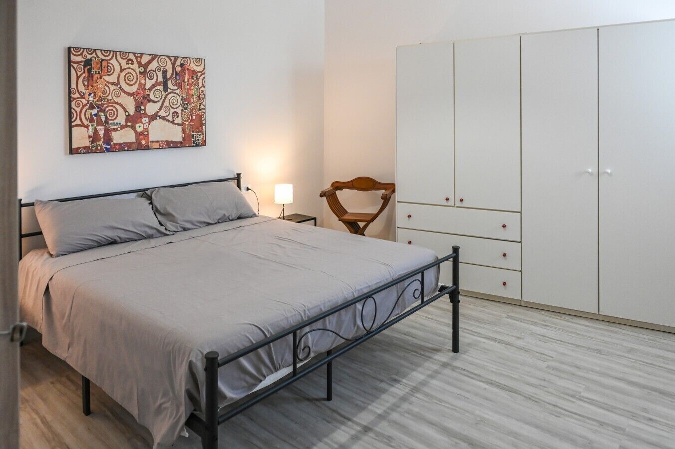 1 chambre, bureau, Wi-Fi, draps fournis