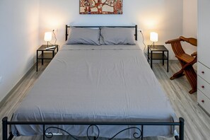 1 bedroom, desk, WiFi, bed sheets - Il Rifugio di Eva - Alberobello (Alberobello)