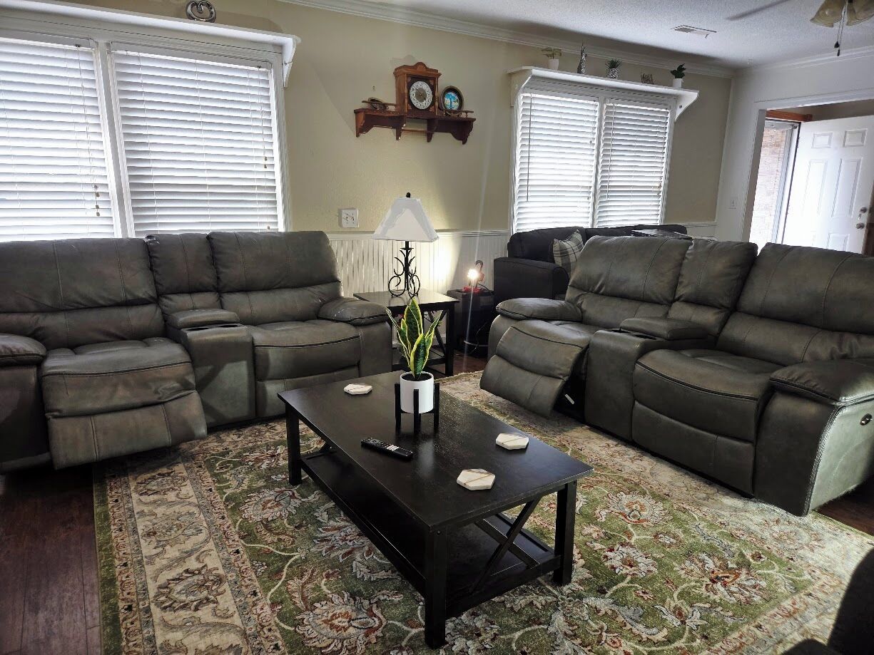 Televisión y chimenea 