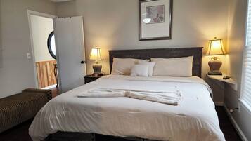 3 bedrooms, iron/ironing board, free WiFi